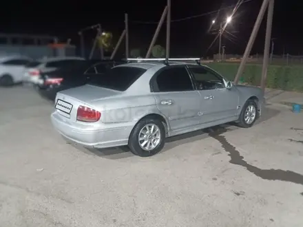 Hyundai Sonata 2002 года за 1 900 000 тг. в Шымкент – фото 3