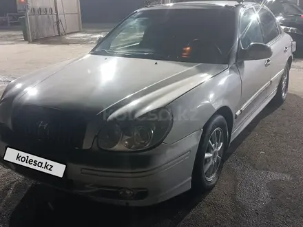 Hyundai Sonata 2002 года за 1 900 000 тг. в Шымкент – фото 8