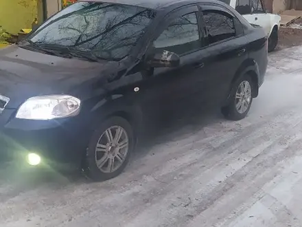 Chevrolet Aveo 2011 года за 1 900 000 тг. в Актобе – фото 2