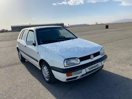 Volkswagen Golf 1993 года за 1 600 000 тг. в Тараз