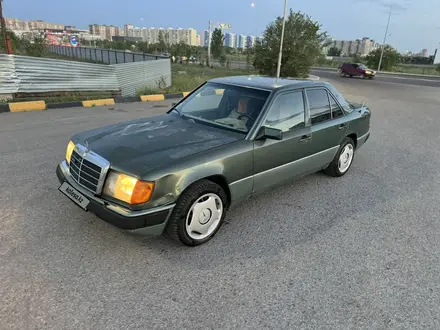 Mercedes-Benz E 230 1991 года за 1 250 000 тг. в Караганда