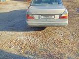 Mercedes-Benz E 200 1990 года за 1 700 000 тг. в Караганда – фото 3