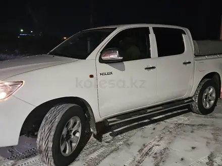 Toyota Hilux 2013 года за 8 700 000 тг. в Рудный – фото 2