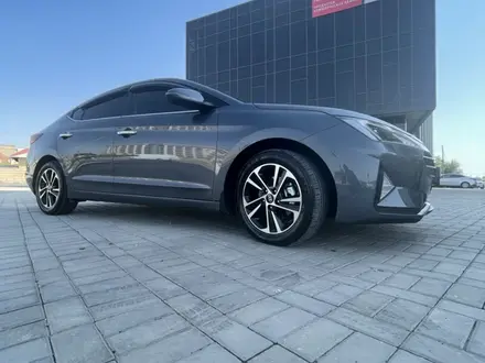 Hyundai Elantra 2020 года за 11 000 000 тг. в Алматы – фото 5