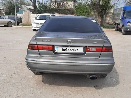 Toyota Camry 1999 года за 2 900 000 тг. в Актобе – фото 5