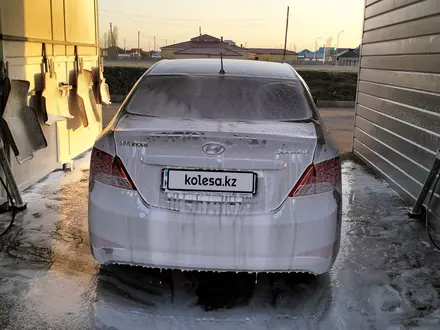 Hyundai Solaris 2015 года за 4 500 000 тг. в Караганда – фото 6