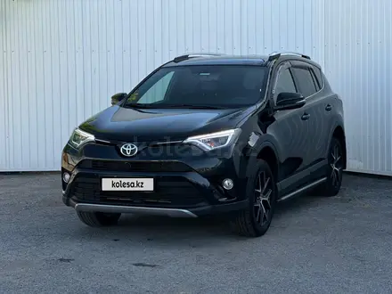 Toyota RAV4 2019 года за 12 700 000 тг. в Караганда