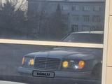 Mercedes-Benz E 230 1988 годаүшін2 500 000 тг. в Караганда – фото 4