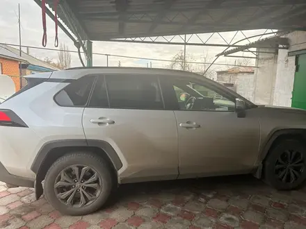 Toyota RAV4 2023 года за 18 500 000 тг. в Кокшетау – фото 6