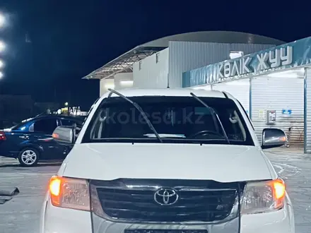 Toyota Hilux 2012 года за 8 000 000 тг. в Актау