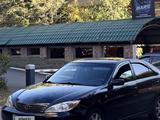 Toyota Camry 2003 года за 3 700 000 тг. в Астана – фото 2