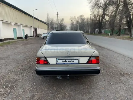 Mercedes-Benz E 230 1992 года за 2 500 000 тг. в Алматы – фото 8