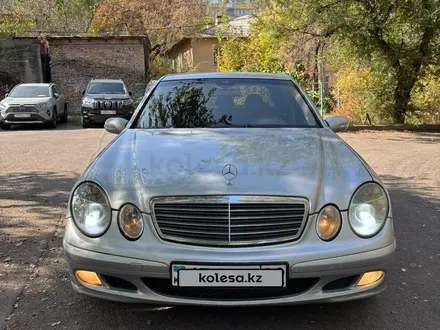 Mercedes-Benz E 220 2003 года за 3 900 000 тг. в Алматы – фото 5