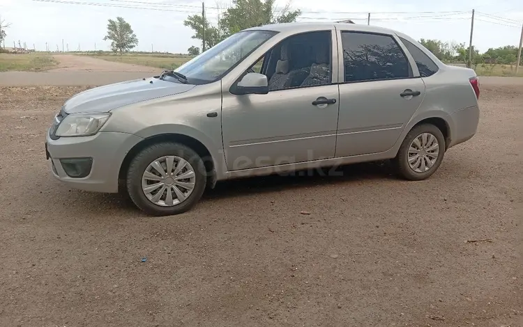 ВАЗ (Lada) Granta 2190 2013 годаүшін2 200 000 тг. в Астана