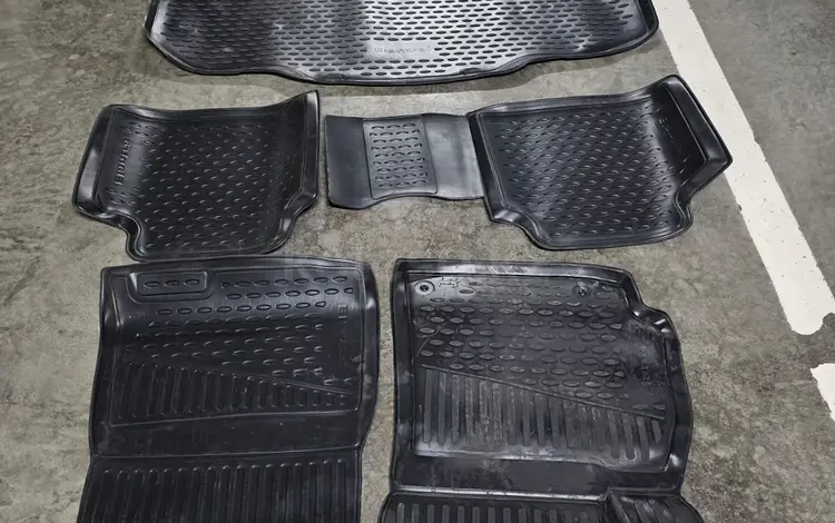 Коврики в салон и багажник на Hyundai Elantra за 25 000 тг. в Астана