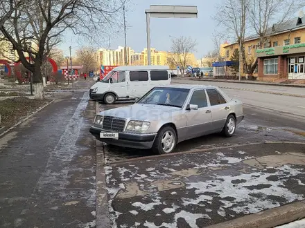 Mercedes-Benz E 230 1991 годаүшін2 000 000 тг. в Астана – фото 2