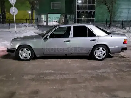 Mercedes-Benz E 230 1991 годаүшін2 000 000 тг. в Астана