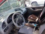 Volkswagen Sharan 1997 годаүшін950 000 тг. в Хромтау – фото 4