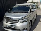 Toyota Vellfire 2010 года за 10 500 000 тг. в Алматы