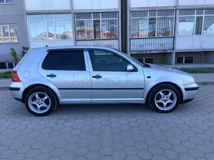 Volkswagen Golf 2004 годаүшін3 000 000 тг. в Караганда