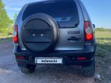 Chevrolet Niva 2009 года за 2 200 000 тг. в Караганда – фото 2