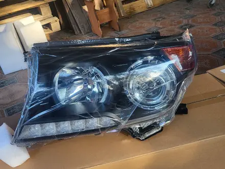 Фара на Toyota Land Cruiser 200. 2012-2015 за 100 000 тг. в Петропавловск – фото 3