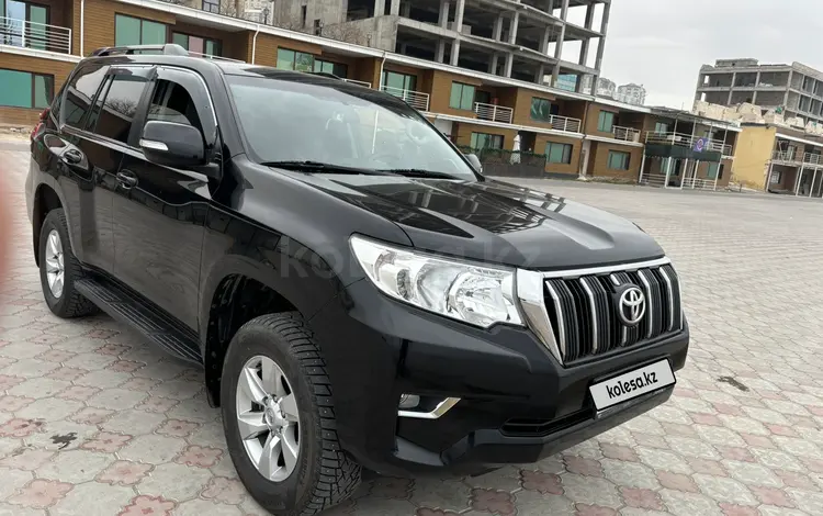 Toyota Land Cruiser Prado 2018 года за 21 500 000 тг. в Актау