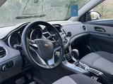 Chevrolet Cruze 2010 годаүшін2 800 000 тг. в Шымкент – фото 3