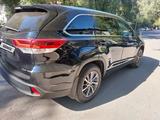 Toyota Highlander 2017 года за 18 300 000 тг. в Алматы – фото 3