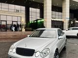 Mercedes-Benz E 320 2004 годаүшін4 400 000 тг. в Караганда – фото 3