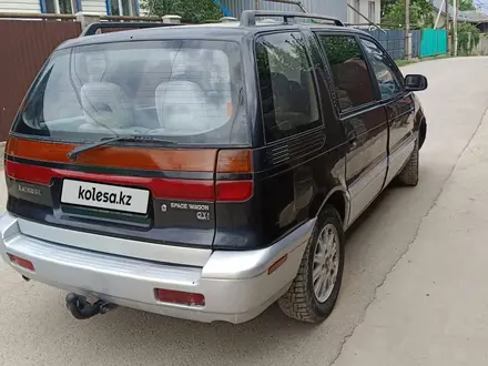 Mitsubishi Space Wagon 1996 года за 1 878 000 тг. в Алматы – фото 3