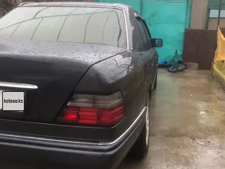 Mercedes-Benz E 280 1993 года за 2 500 000 тг. в Тараз – фото 6