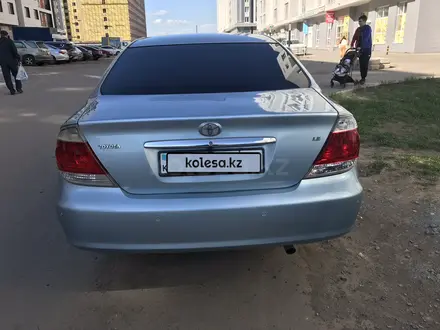 Toyota Camry 2005 года за 5 000 000 тг. в Астана – фото 2