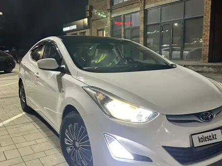 Hyundai Elantra 2014 года за 6 400 000 тг. в Актобе – фото 2