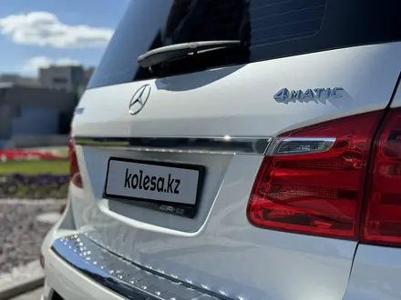 Mercedes-Benz GL 400 2015 года за 26 100 000 тг. в Астана – фото 37