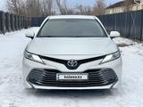 Toyota Camry 2018 годаүшін13 700 000 тг. в Уральск – фото 2