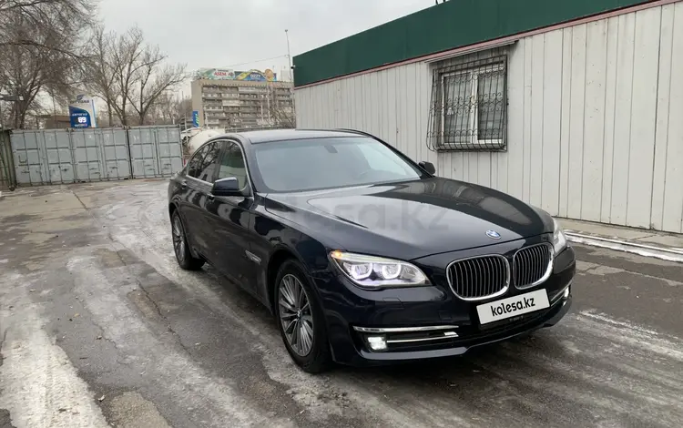 BMW 740 2013 года за 14 000 000 тг. в Алматы