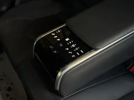 Toyota Camry 2024 года за 18 980 000 тг. в Караганда – фото 31