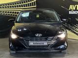 Hyundai Elantra 2021 года за 9 290 000 тг. в Актобе – фото 2