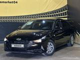 Hyundai Elantra 2021 года за 8 800 000 тг. в Актобе