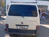 Volkswagen Caravelle 1991 годаүшін2 700 000 тг. в Уральск – фото 2