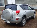 Toyota RAV4 2007 годаүшін6 700 000 тг. в Актобе – фото 4