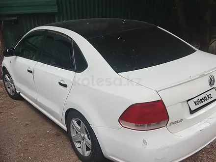 Volkswagen Polo 2012 года за 3 300 000 тг. в Алматы – фото 2