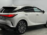 Lexus RX 350 2024 годаүшін37 000 000 тг. в Алматы – фото 4