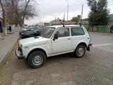 ВАЗ (Lada) Lada 2121 2002 годаfor1 100 000 тг. в Актобе – фото 2