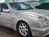 Mercedes-Benz E 320 1996 года за 4 800 000 тг. в Уральск – фото 4