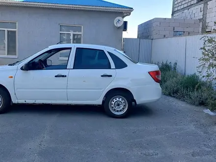 ВАЗ (Lada) Granta 2190 2013 года за 2 500 000 тг. в Атырау – фото 4