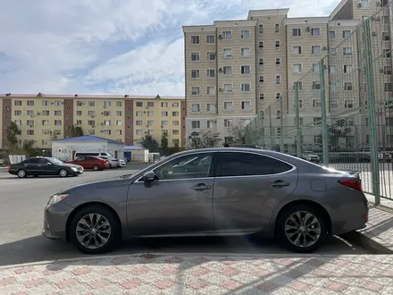 Lexus ES 300h 2014 года за 8 800 000 тг. в Актау – фото 13