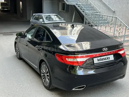 Hyundai Grandeur 2014 года за 7 800 000 тг. в Алматы – фото 10