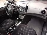 Chevrolet Aveo 2013 года за 4 000 000 тг. в Балхаш – фото 2